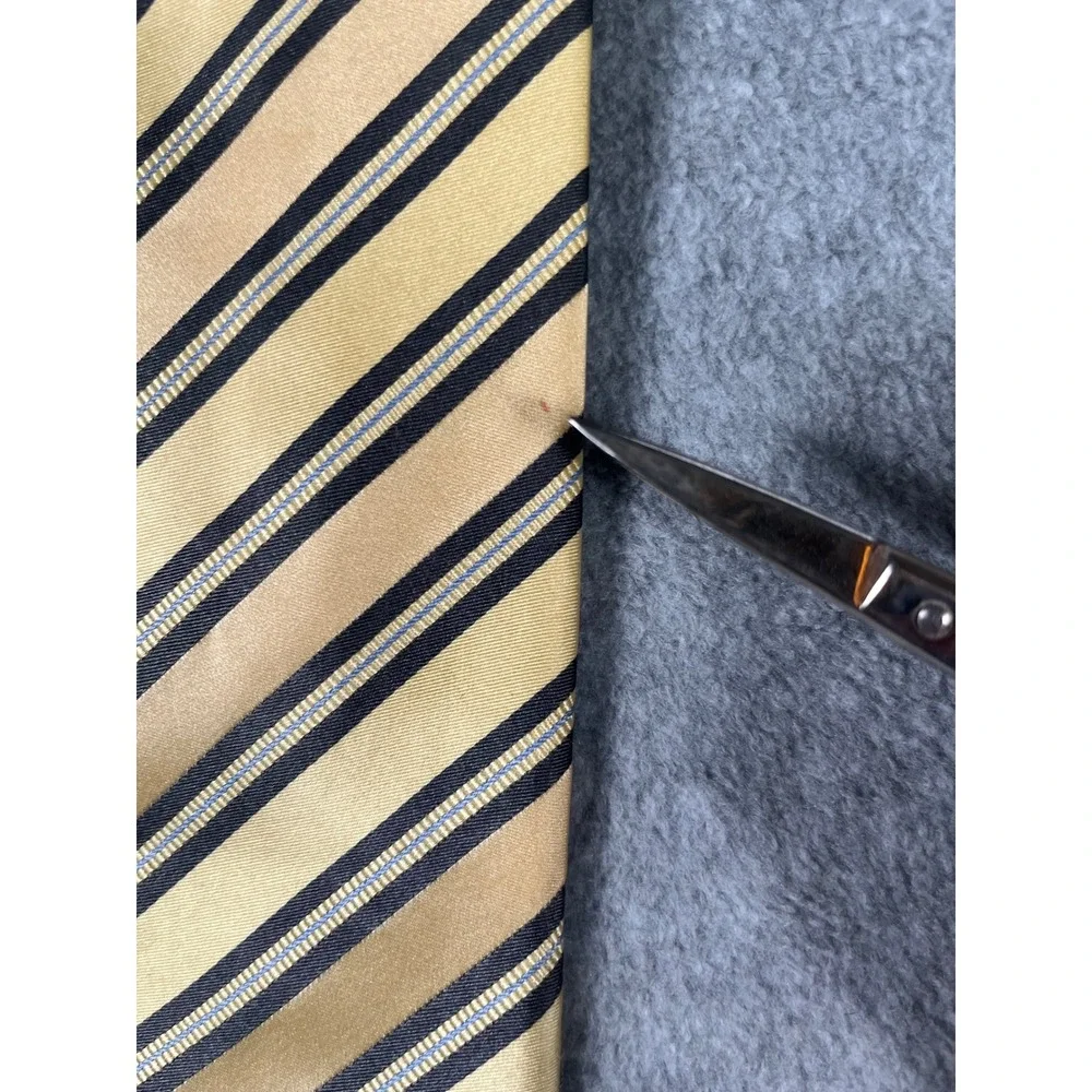 Donald J Trump Signature Silk Tie Gold Navy Blue Striped Crest Hand Made